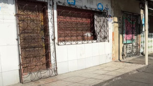 Mulher é morta a tiros dentro de estabelecimento em Periperi