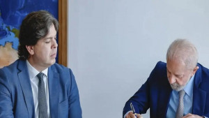 Governo prepara nova proposta para regulamentar redes sociais, segundo ministro