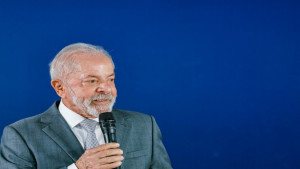 CHEGA: Lula diz que quer viver até 120 anos e que irá dar “‘uma surra” nas eleições de 2026.