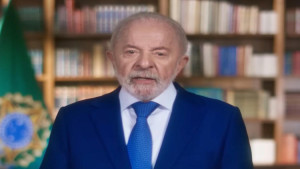 Rejeição a Lula supera aprovação pela primeira vez, aponta pesquisa