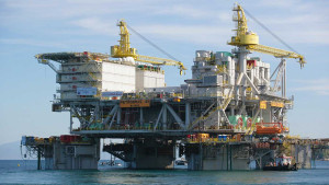 "Terra fértil para corrupção institucional" Recordes do pré-sal ampliam concentração da renda do petróleo no país