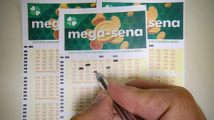Mega-Sena 2962: loteria acumula e pode pagar R$ 55 milhões na quinta (22)