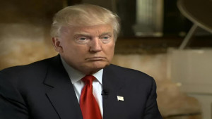 Suspeito de invadir propriedade de Trump morre após troca de tiros