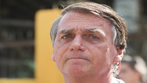 Bolsonaro apresenta melhora clínica, com recuperação da função renal, diz boletim; ex-presidente segue sem previsão de alta da UTI