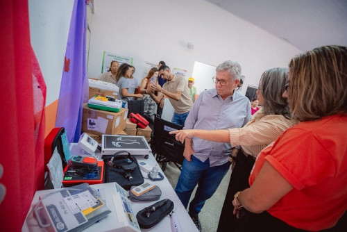 Camaçari: Prefeitura amplia melhorias na rede básica de saúde com entrega de equipamentos e reformulação no sistema de distribuição de medicamentos